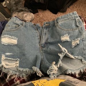 denim distressed shorts